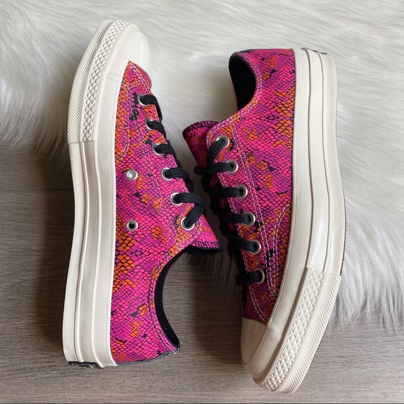 NWT Converse Digital Daze Chuck 70 Low Top Women’s Shoes - Picture 7 of 9